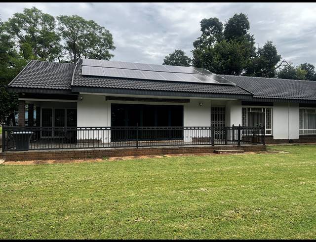 4 BEDROOM FREEHOLD FOR SALE IN KAMEELDRIFT EAST